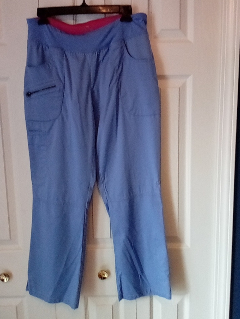 Women's Light Blue Cargo Scrub Pants,Beyond Scrubs .Size PM